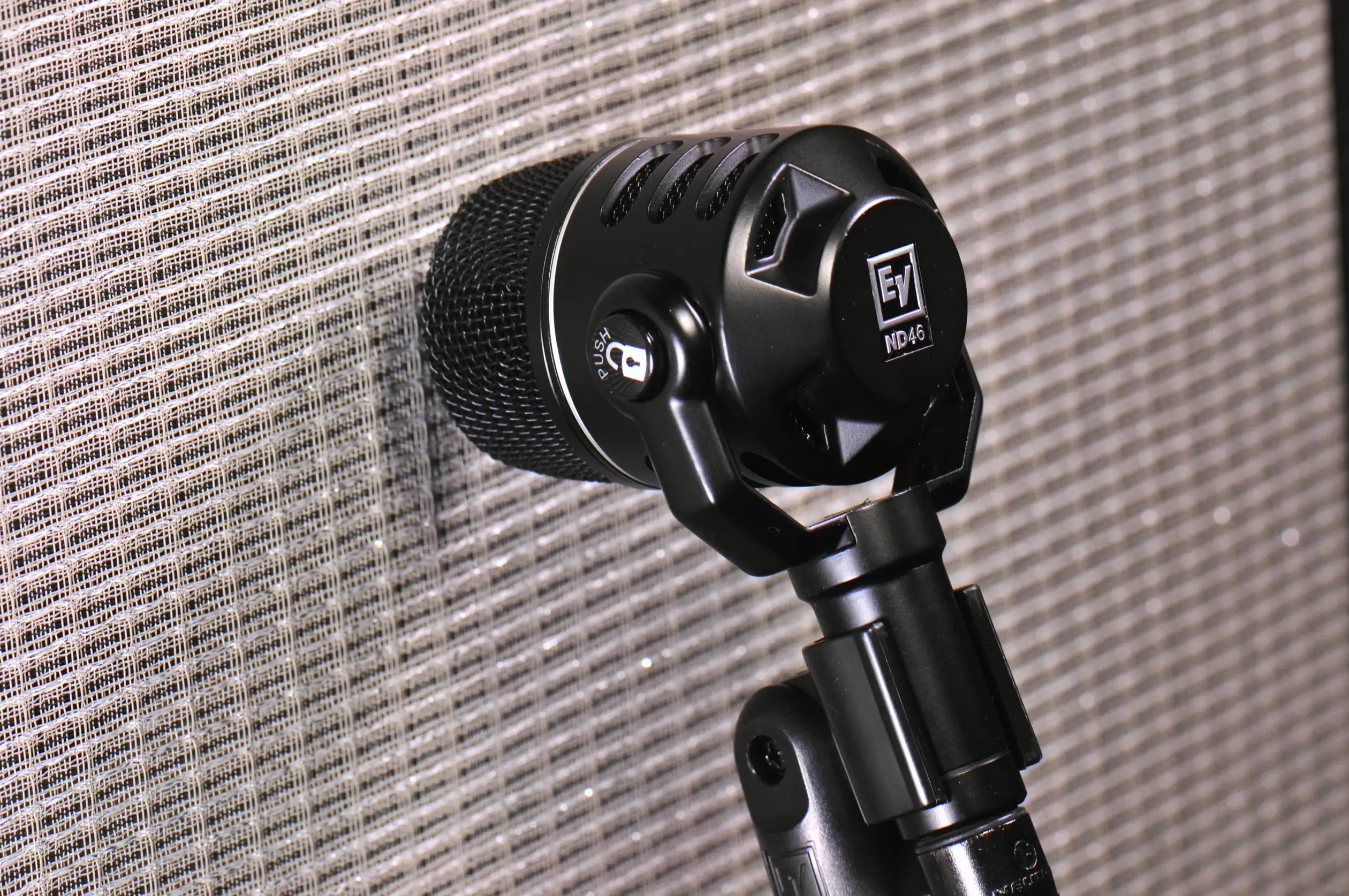 ND46 | Electro-voice