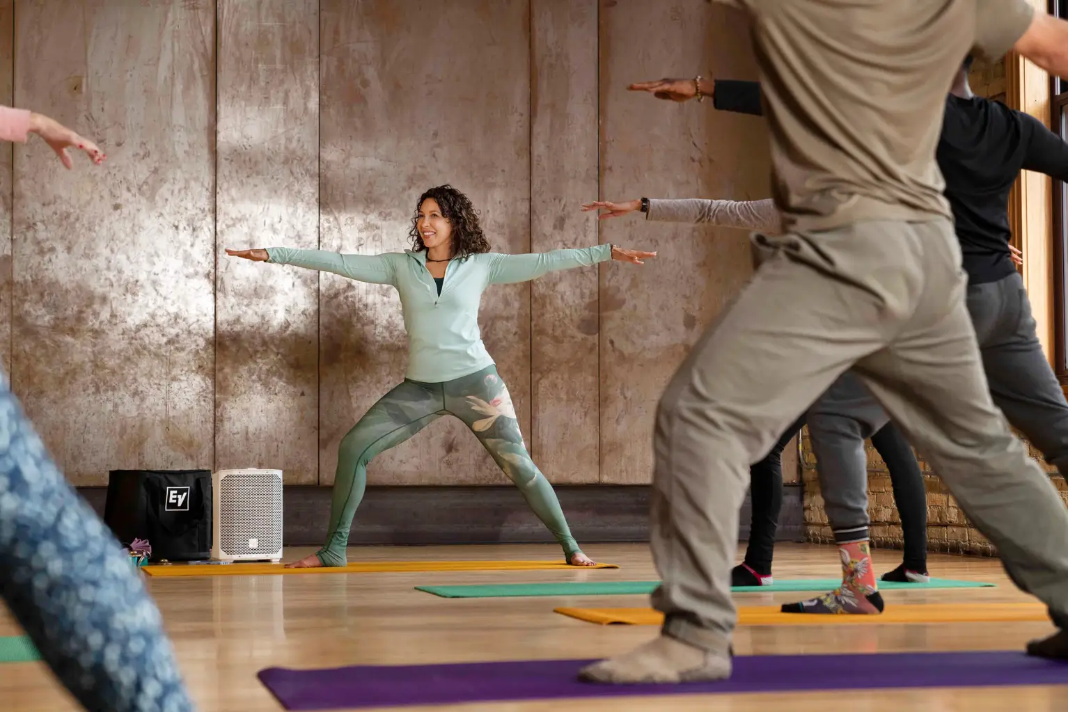 EV_EVERSE8_Yoga2_4C_FullRights